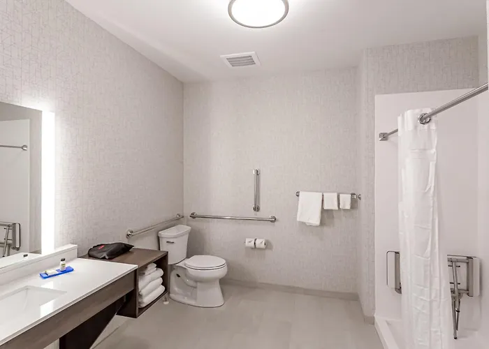 Express & - - Worthington By Ihg