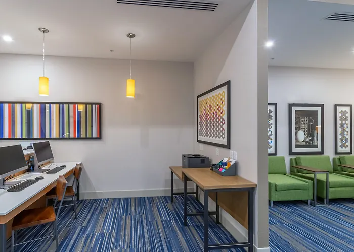 Express & - - Worthington By Ihg