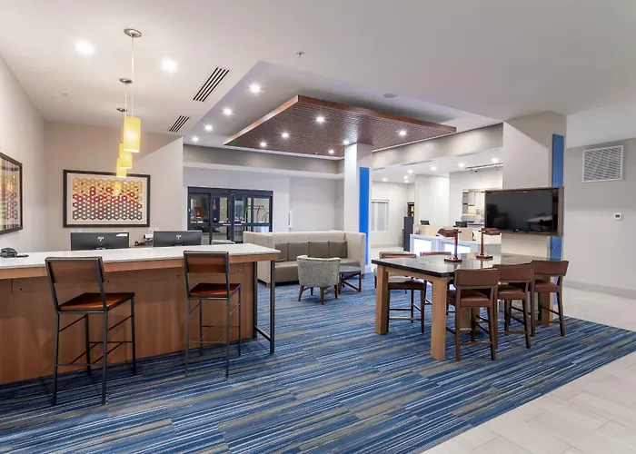 Express & - - Worthington By Ihg