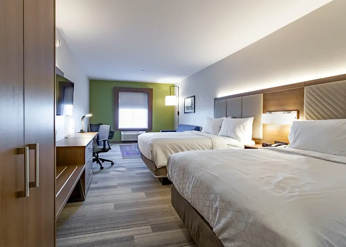 Express & - - Worthington By Ihg Hotel
