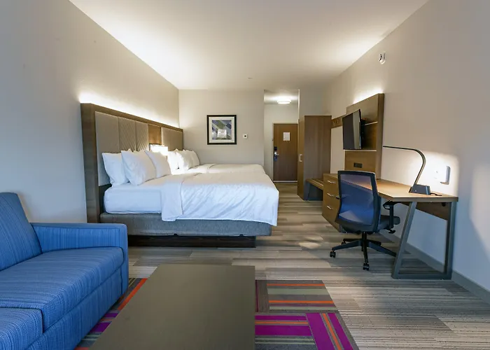 Hotel Express & - - Worthington By Ihg