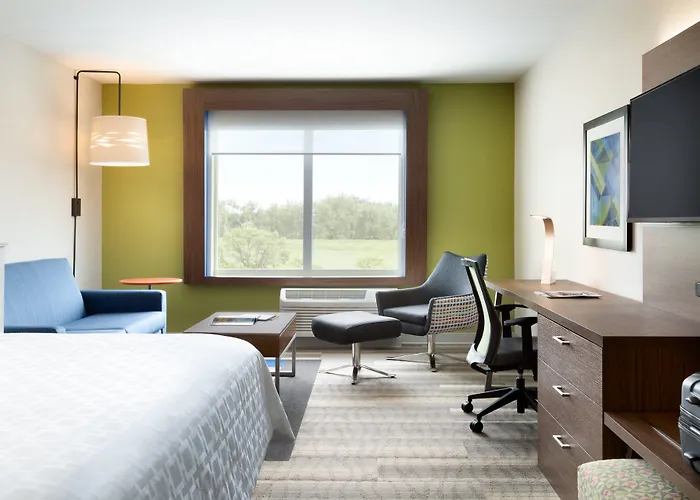 Hotel Express & - - Worthington By Ihg Columbus