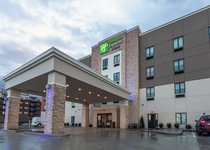 Express & - - Worthington By Ihg 3*